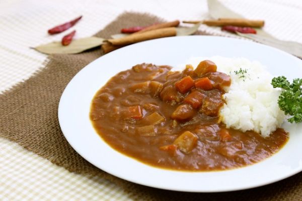 ダイエット中でもカレーが食べたい時の7の料理ポイント