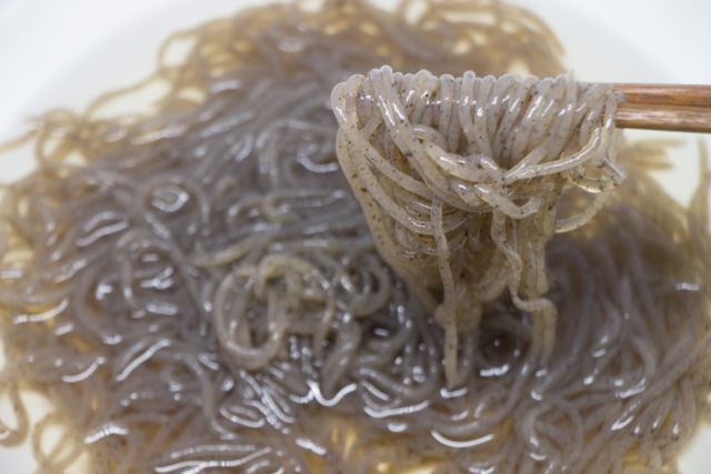 乾燥肌でお悩みの方必見の食事での6の注意
